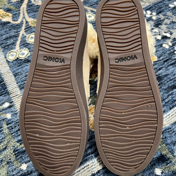 Vionic Womens Splendid Oak Sand Fashion Boots - Picture 3 of 4